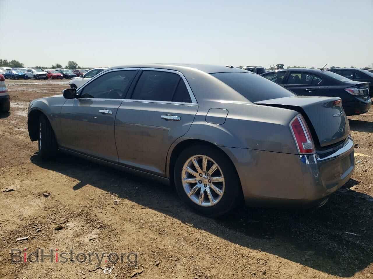 2012 CHRYSLER 300 - VIN: 2C3CCAET8CH246134 - Фото 2