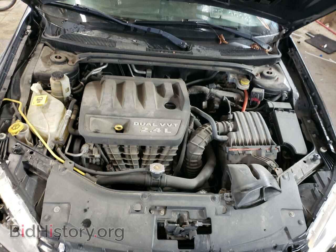 2011 CHRYSLER 200 - VIN: 1C3BC2FB4BN597295 - Фото 7