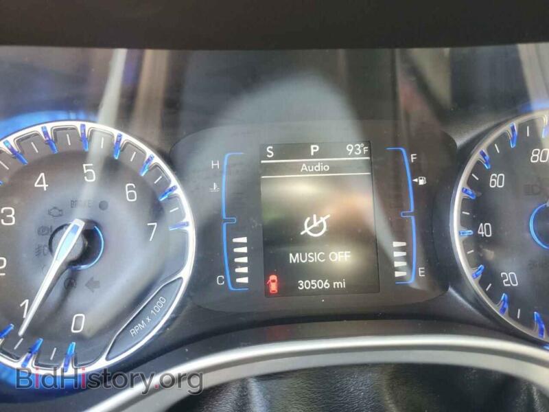 2020 Chrysler PACIFICA (VIN 2C4RC1BG4LR250415) — photo 9 of 13