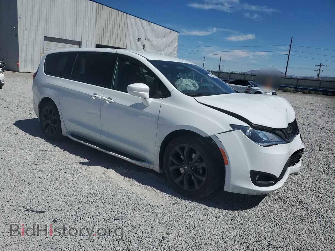 2019 CHRYSLER PACIFICA - VIN: 2C4RC1FG1KR531936 - Фото 4