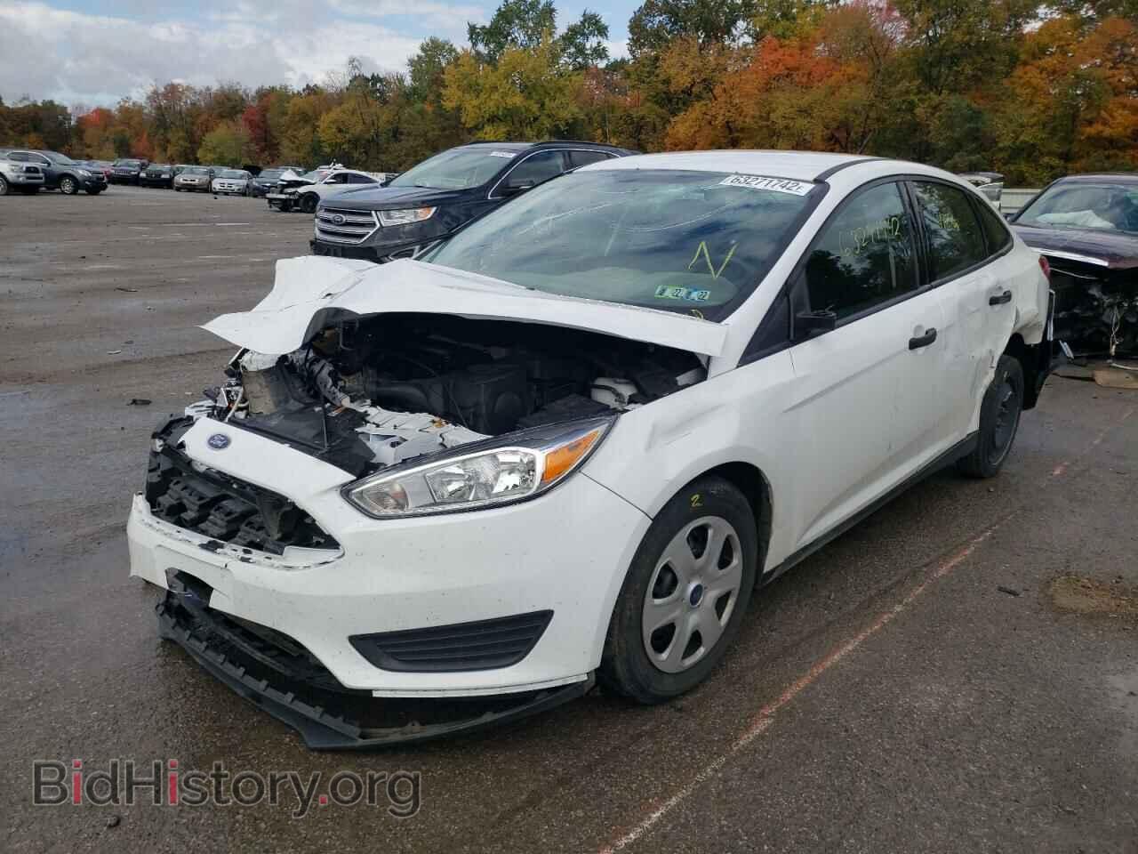 2018 FORD FOCUS - VIN: 1FADP3E25JL320428 - Photo 2