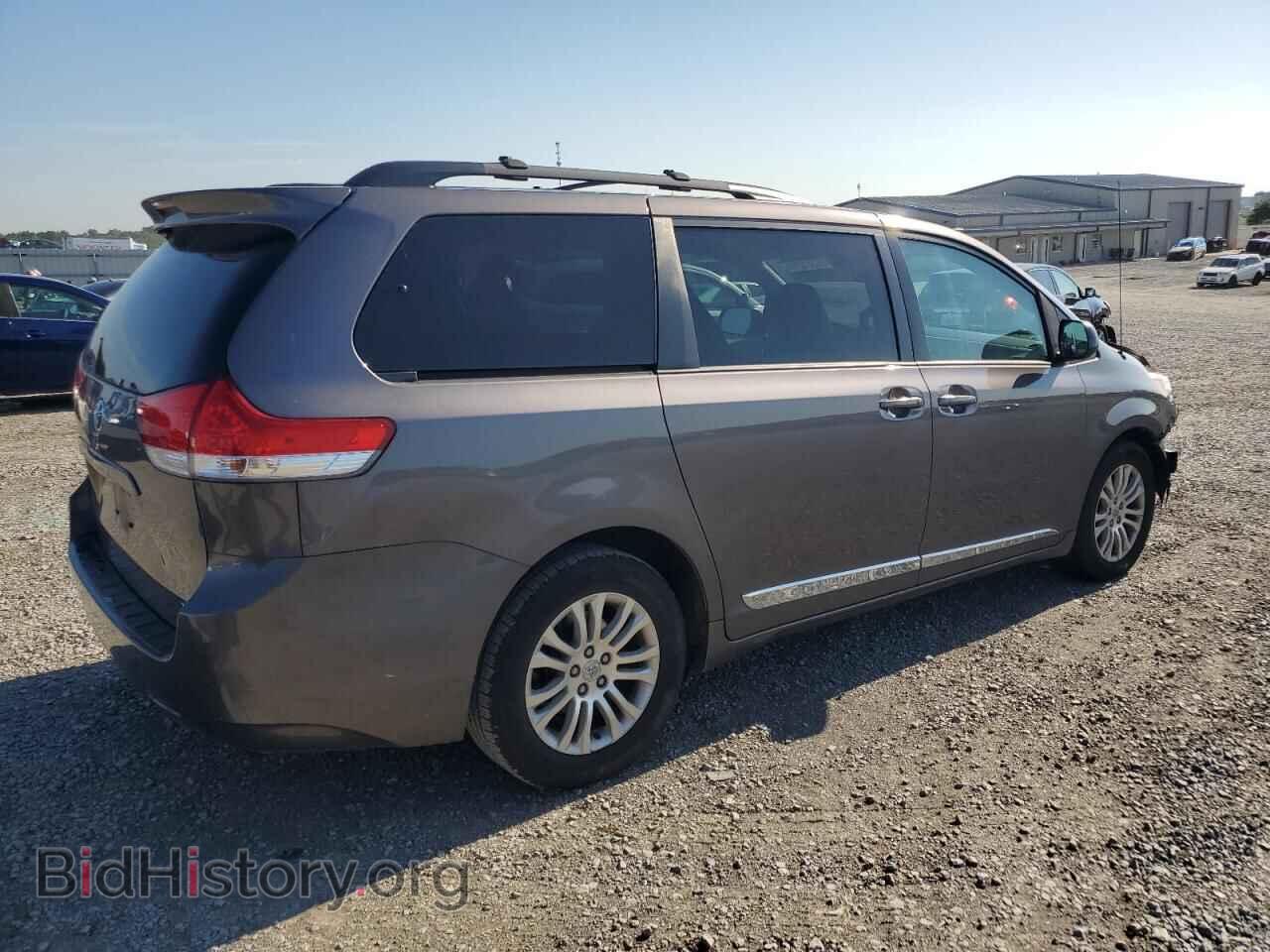 2014 TOYOTA All Models - VIN: 5TDYK3DCXES496383 - Фото 3