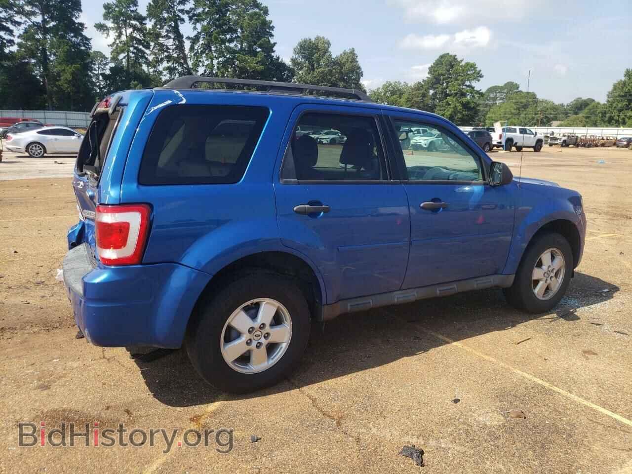 2011 FORD ESCAPE - VIN: 1FMCU0D71BKB20711 - Фото 3