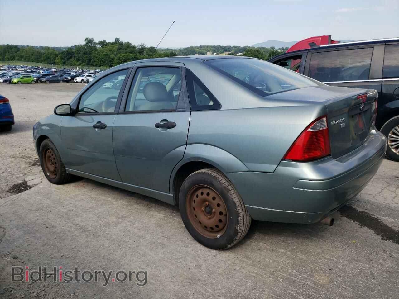 2005 FORD FOCUS - VIN: 1FAFP34N85W216850 - Фото 2