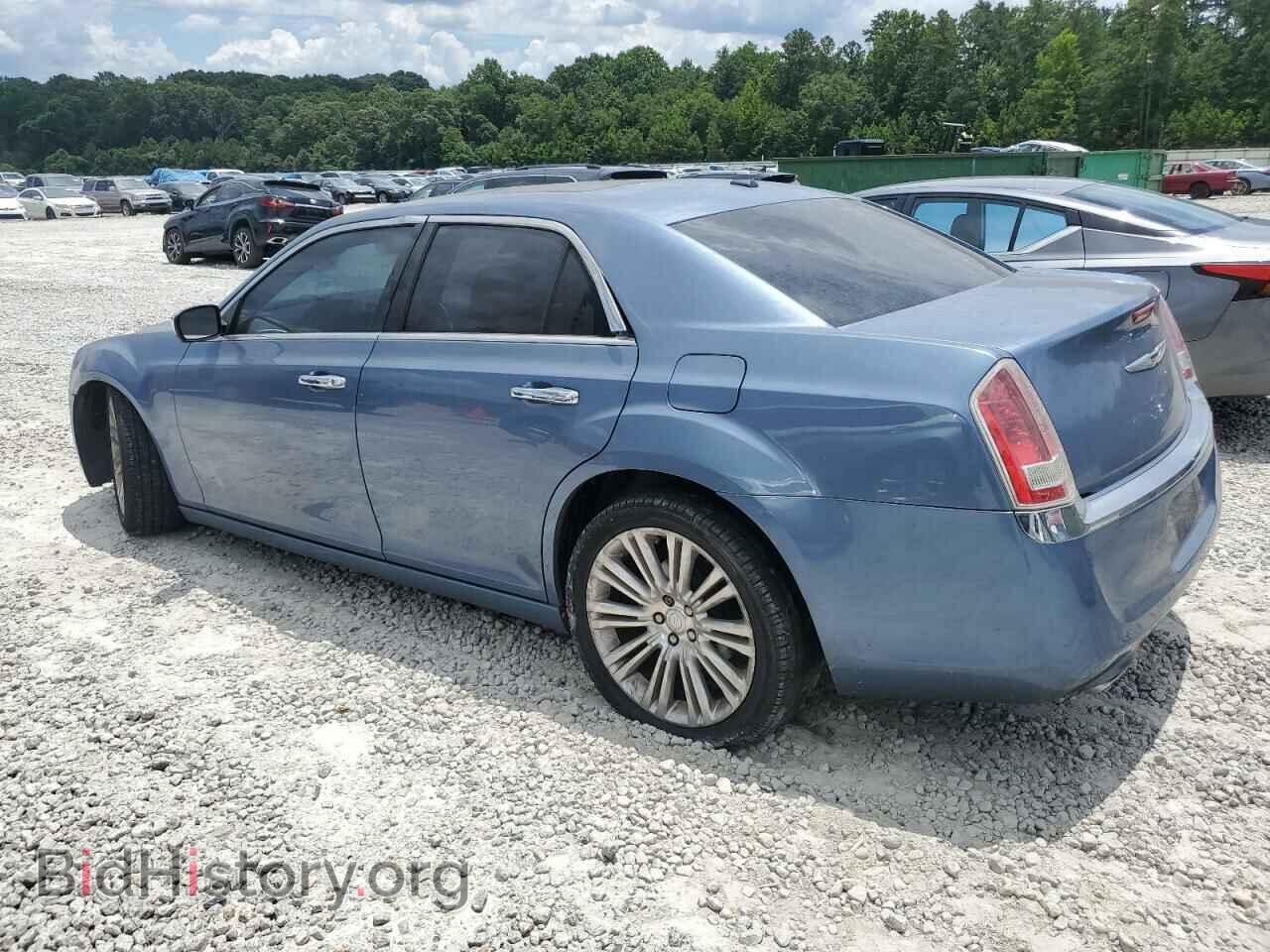 2011 CHRYSLER 300 - VIN: 2C3CA5CG0BH561267 - Photo 2