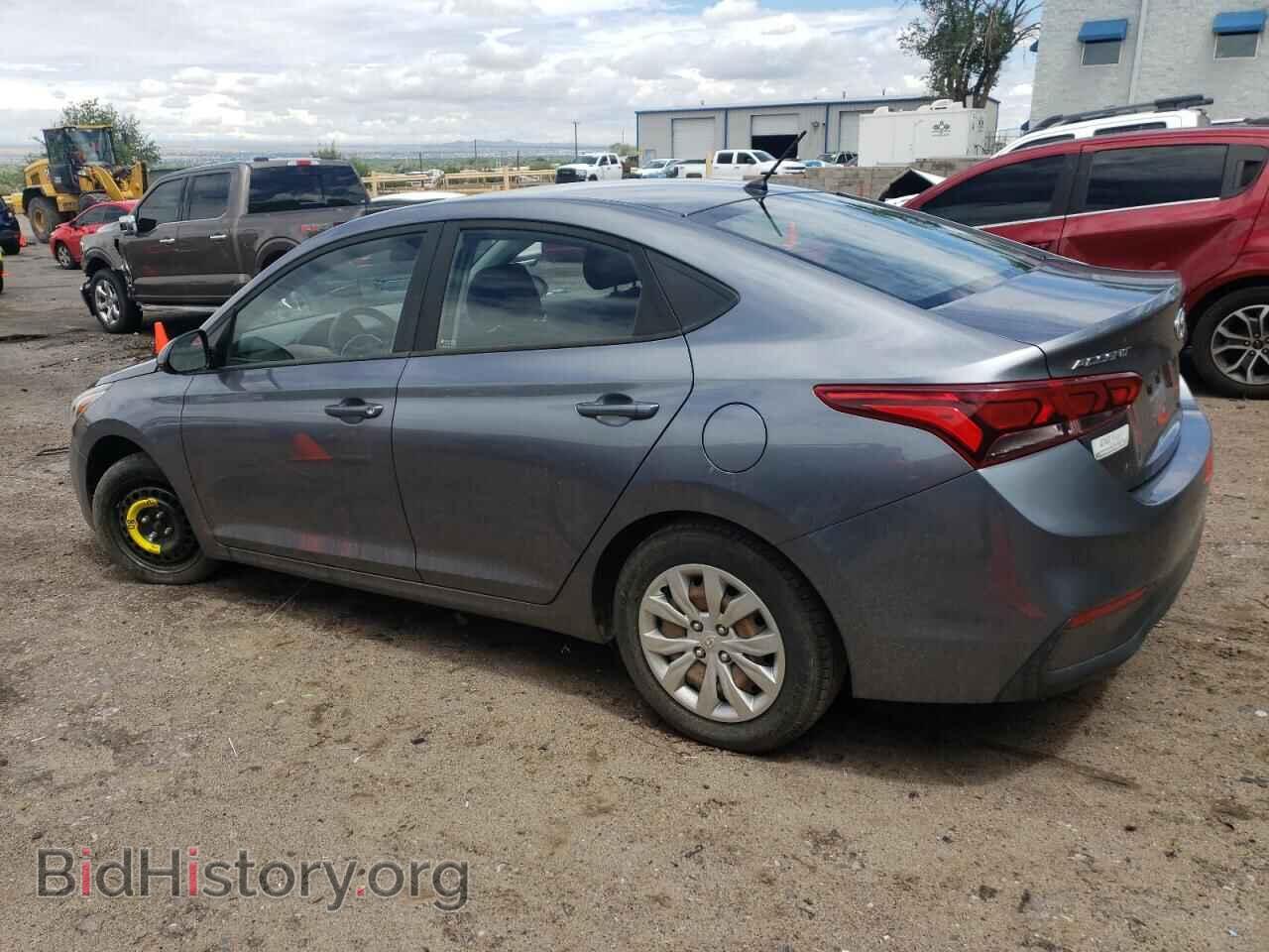 2018 HYUNDAI ACCENT - VIN: 3KPC24A3XJE032745 - Фото 2