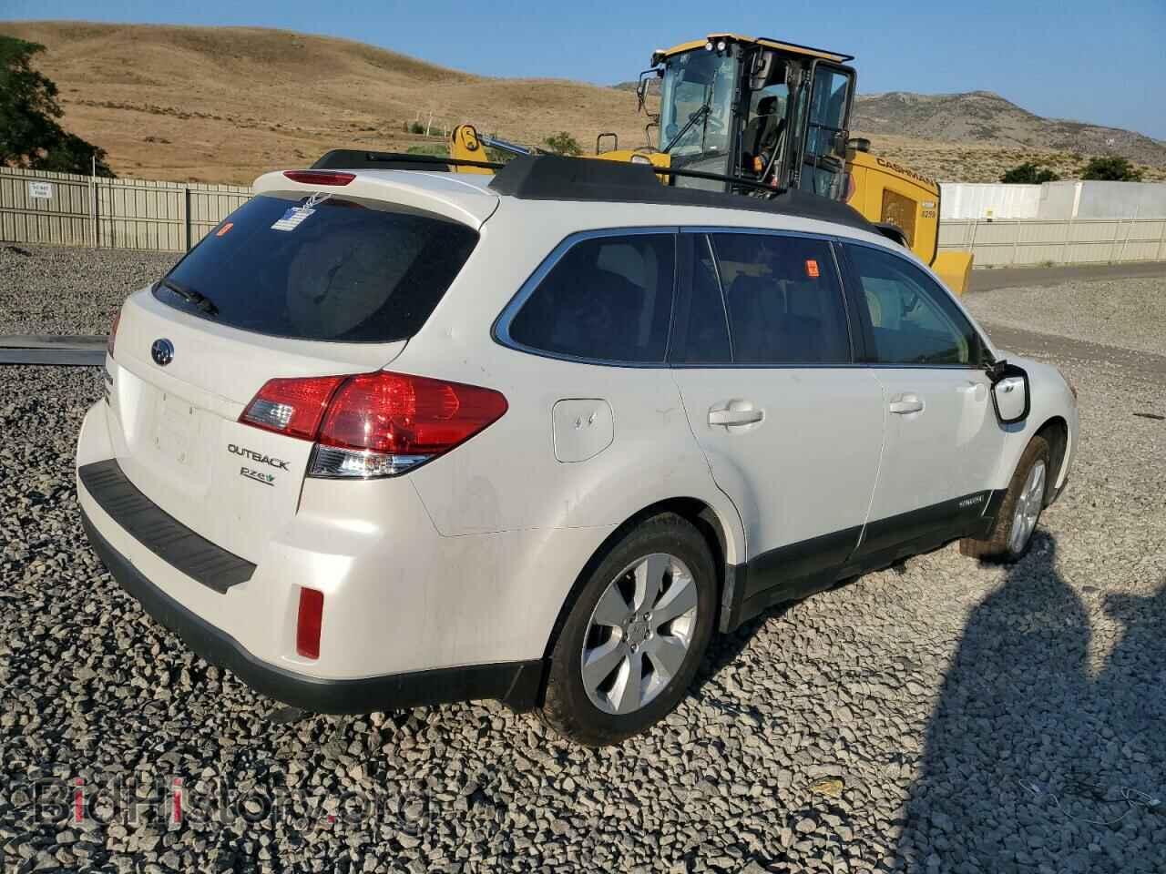 2011 SUBARU OUTBACK - VIN: 4S4BRBCC2B3407900 - Фото 3