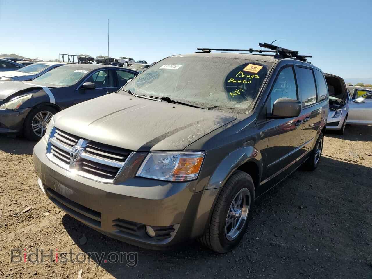 2010 DODGE CARAVAN - VIN: 2D4RN5D10AR316730 - Фото 2