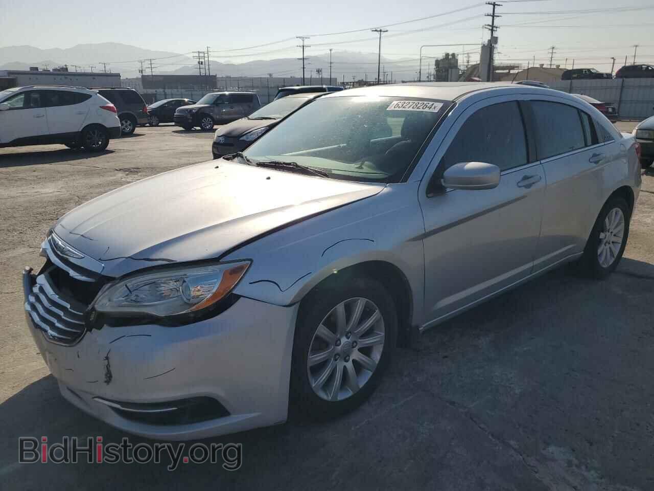 Фотография 1C3BC1FBXBN570015 - CHRYSLER 200 2011