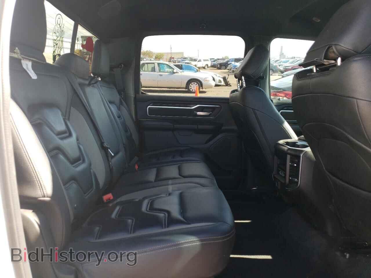 2019 RAM 1500 - VIN: 1C6SRFFT9KN741957 - Фото 10