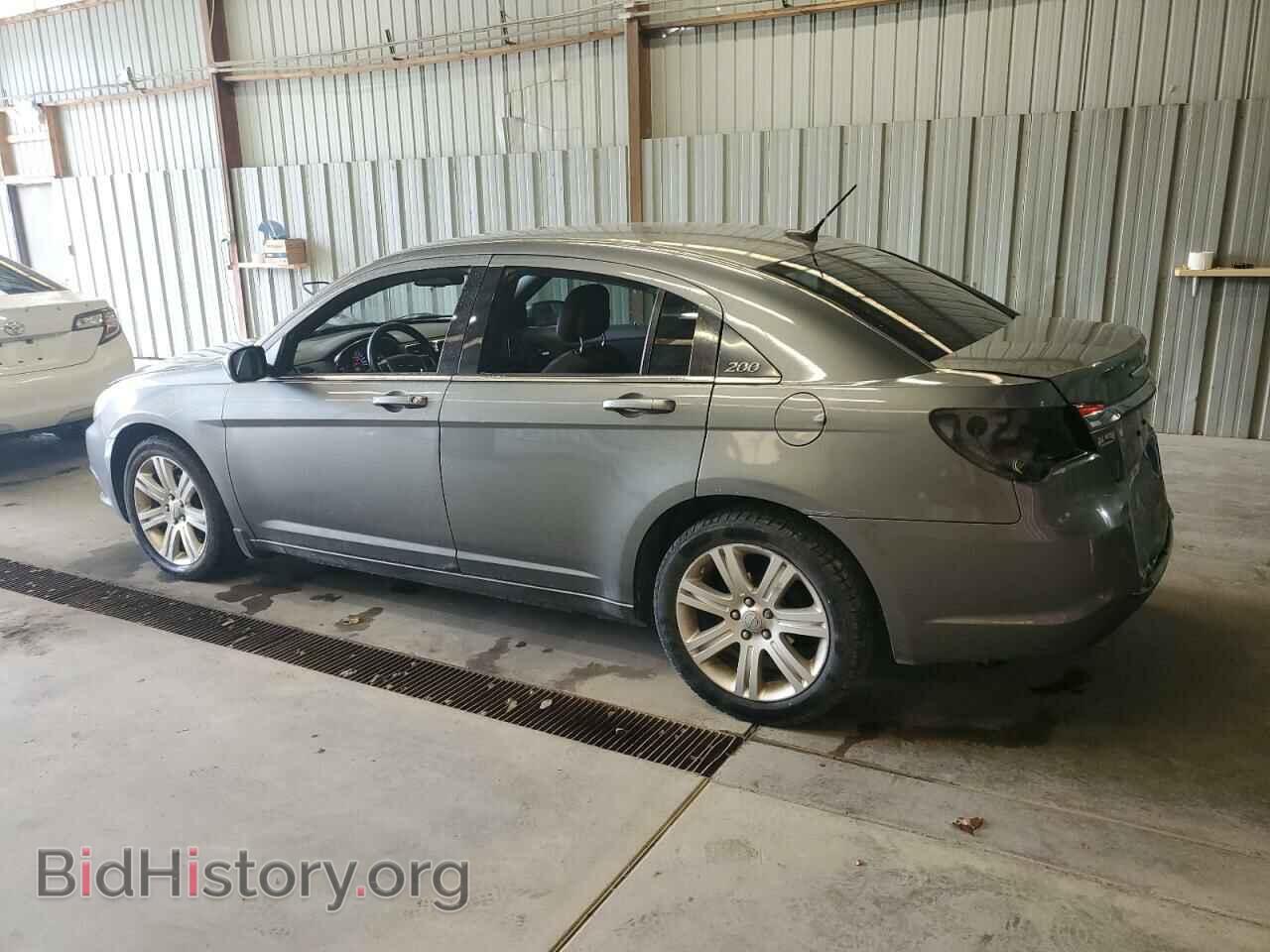 2012 CHRYSLER 200 - VIN: 1C3CCBBB7CN198098 - Фото 2