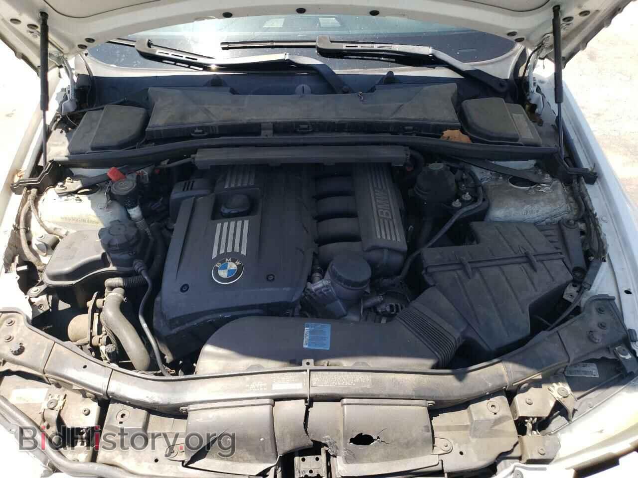 2009 BMW 3 SERIES - VIN: WBAPH57539NL80129 - Фото 11