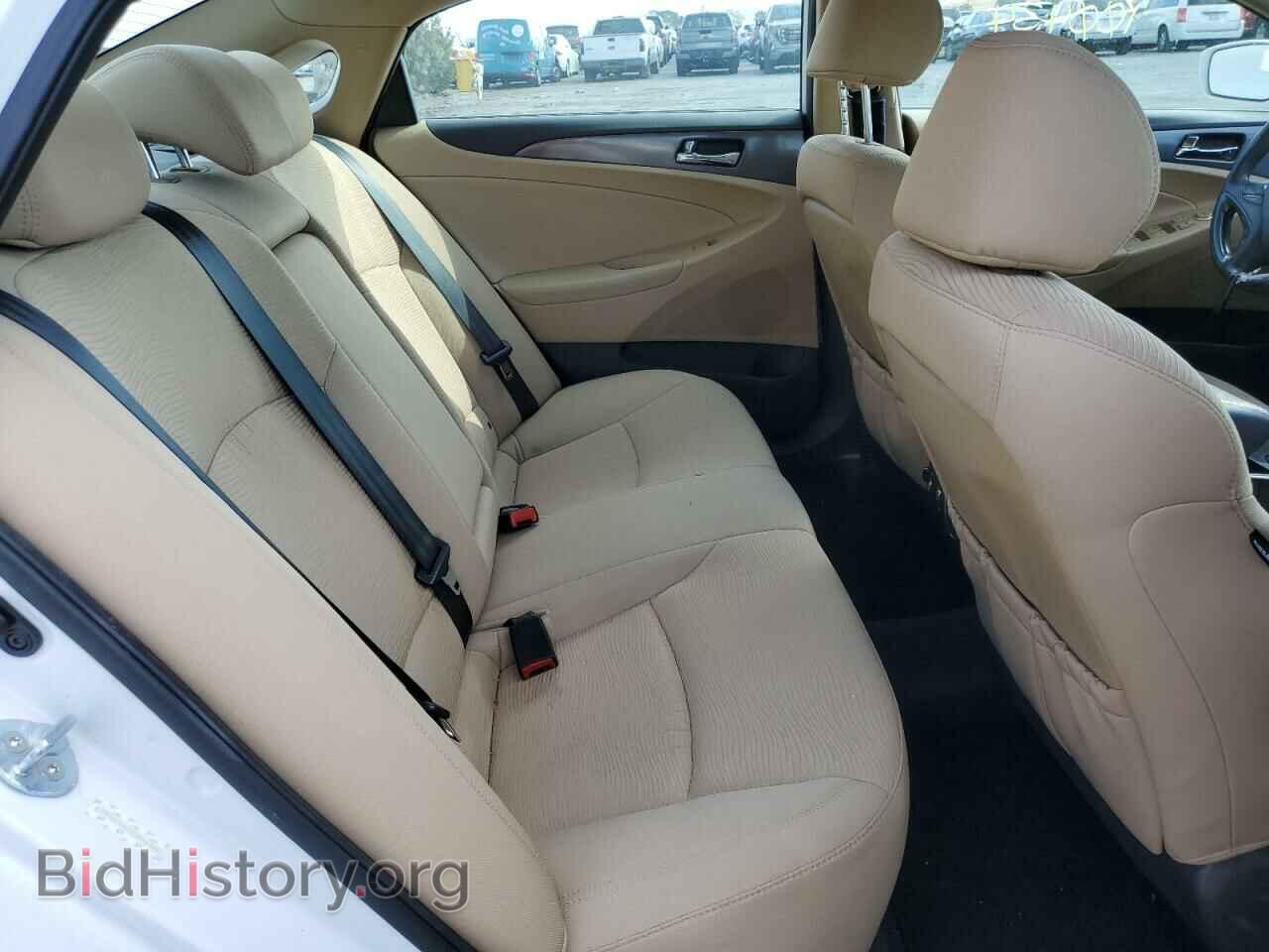 2012 HYUNDAI SONATA - VIN: KMHEC4A47CA044383 - Фото 6