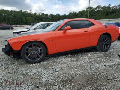 2023 Dodge CHALLENGER R/T, оранжевый — VIN 2C3CDZBT3PH662257, Copart