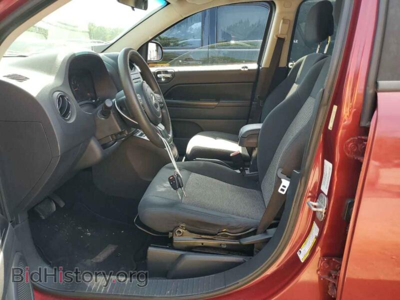 2011 Jeep COMPASS (VIN 1J4NT1FB0BD224791) — photo 7 of 13
