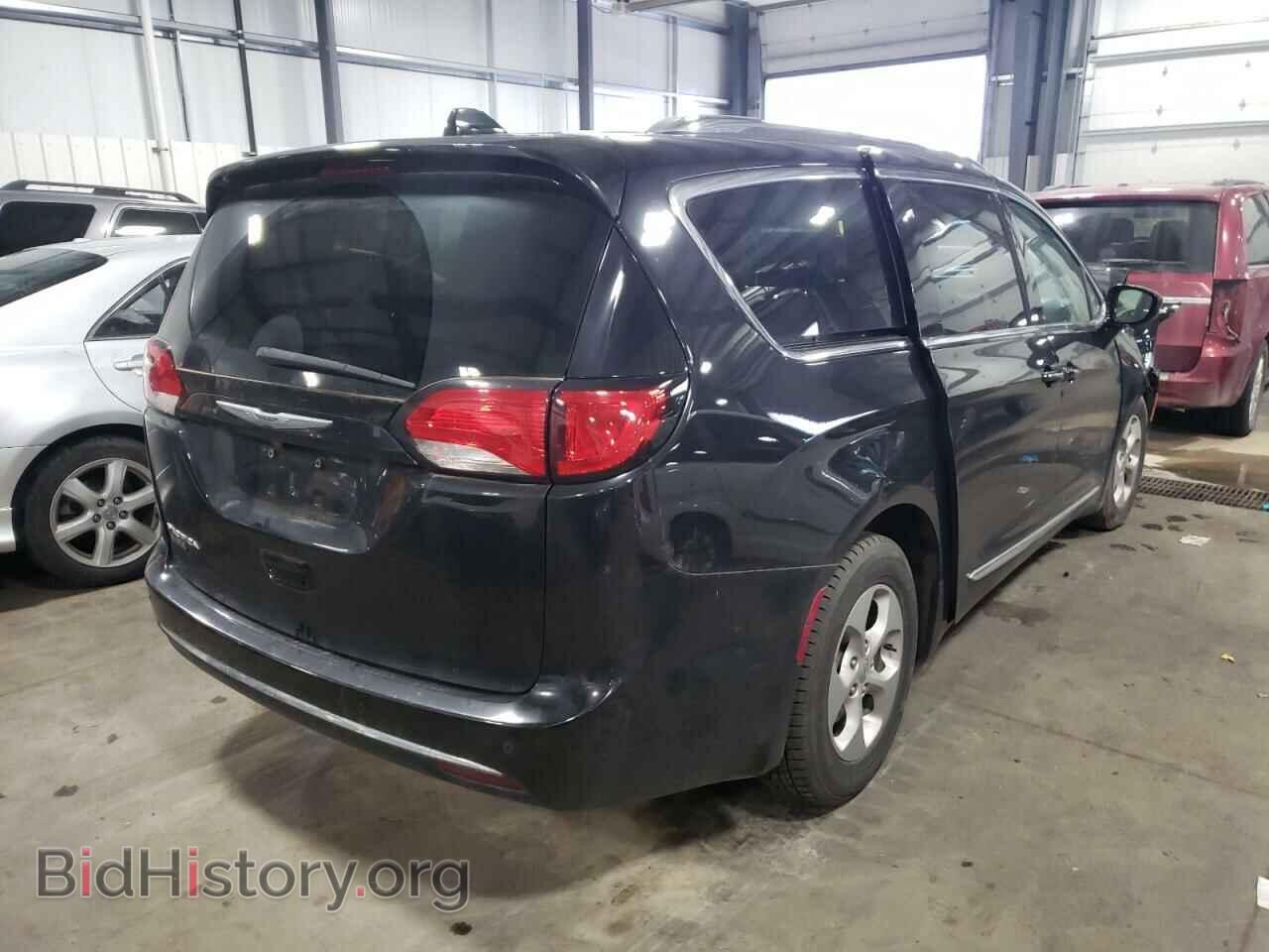 2017 CHRYSLER PACIFICA - VIN: 2C4RC1EG5HR570541 - Фото 4