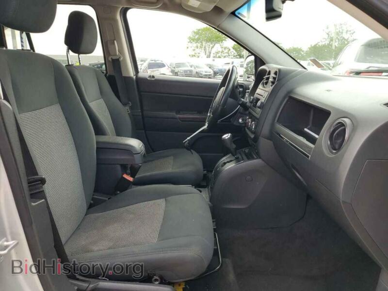 2012 Jeep COMPASS (VIN 1C4NJCEB7CD662542) — фото 5 из 10