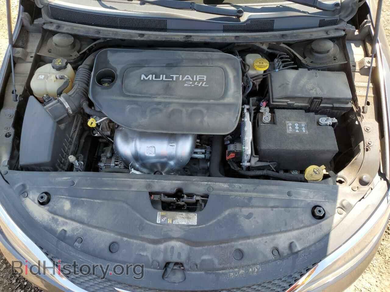 2016 CHRYSLER 200 - VIN: 1C3CCCAB0GN103698 - Фото 11