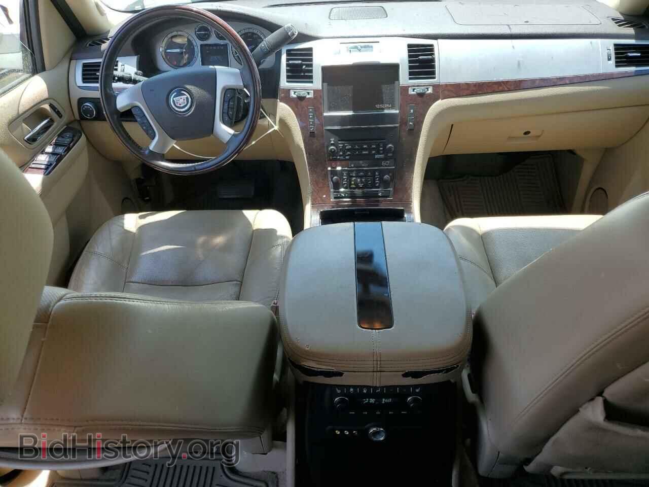 2011 CADILLAC ESCALADE - VIN: 1GYS4JEF0BR239752 - Фото 8