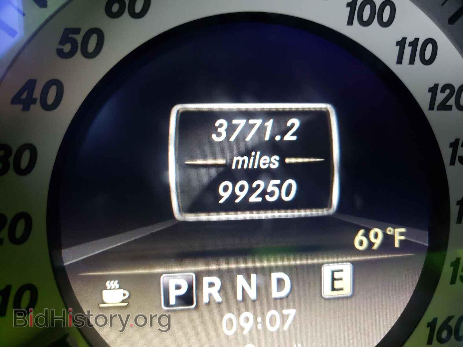 2012 MERCEDES-BENZ C-CLASS - VIN: WDDGF8BB3CR225089 - Фото 8