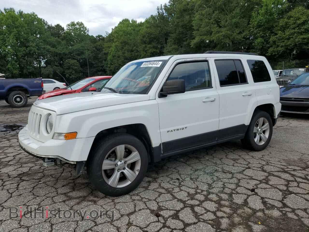 Фотография 1C4NJPFB1FD400655 - JEEP PATRIOT 2015