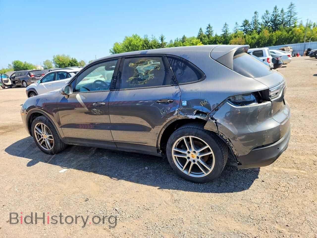 2019 PORSCHE CAYENNE - VIN: WP1AA2AY2KDA09505 - Photo 2