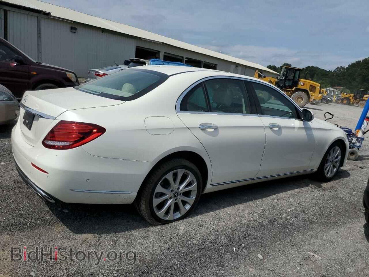 2018 MERCEDES-BENZ E-CLASS - VIN: WDDZF4JB5JA384792 - Фото 3