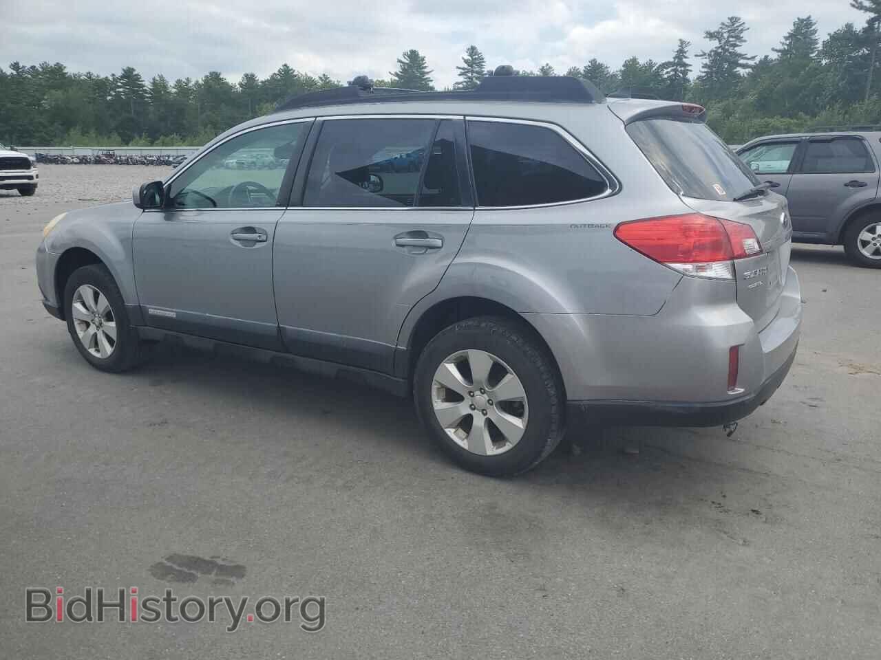 2011 SUBARU OUTBACK - VIN: 4S4BRBKC4B3342565 - Photo 2