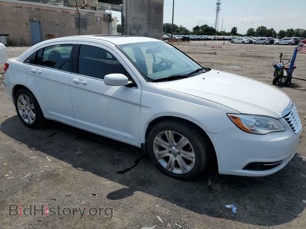 2013 CHRYSLER 200 - VIN: 1C3CCBBB1DN597865 - Photo 4