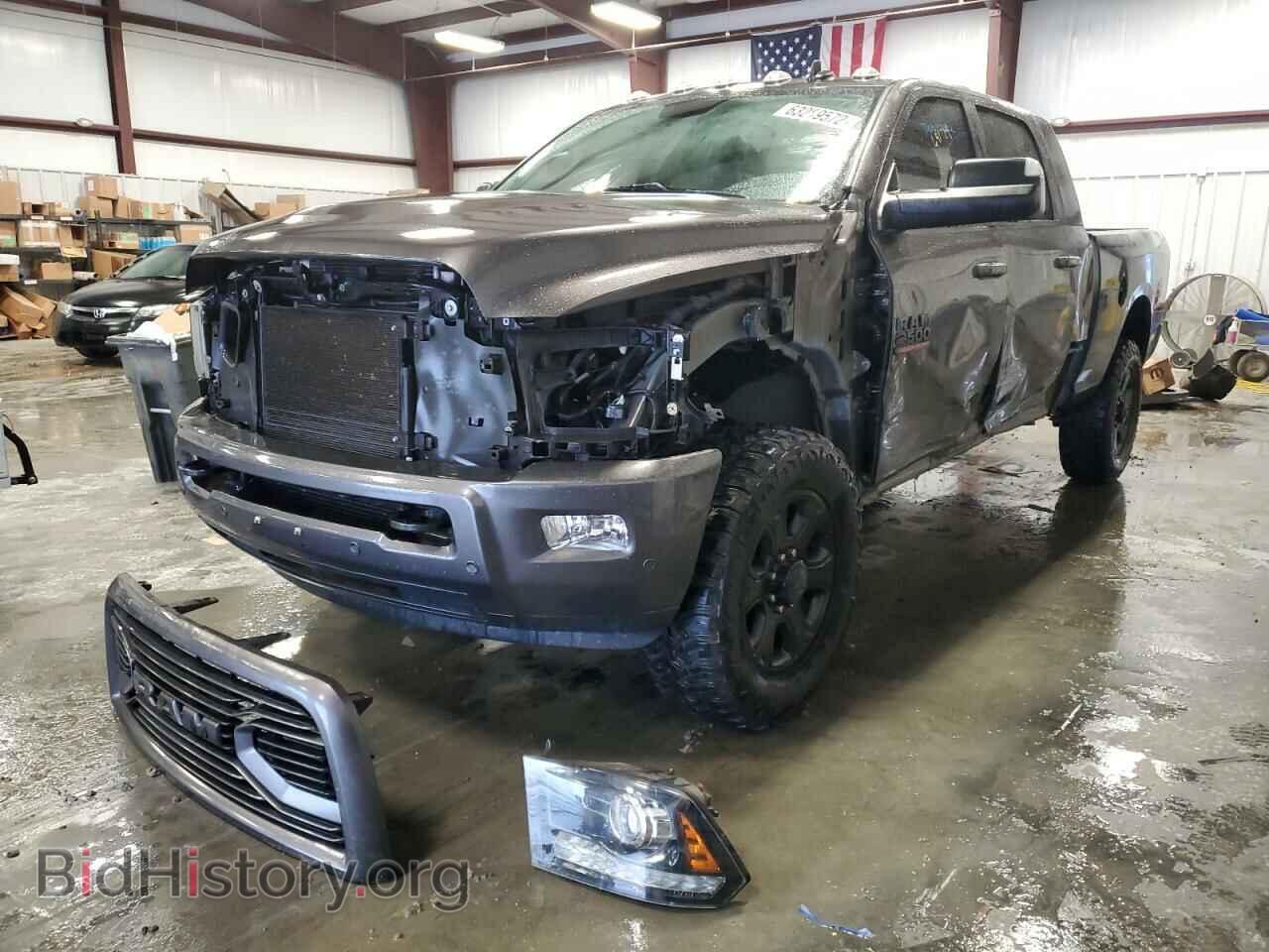 2018 RAM 2500 - VIN: 3C6UR5NLXJG142951 - Фото 2