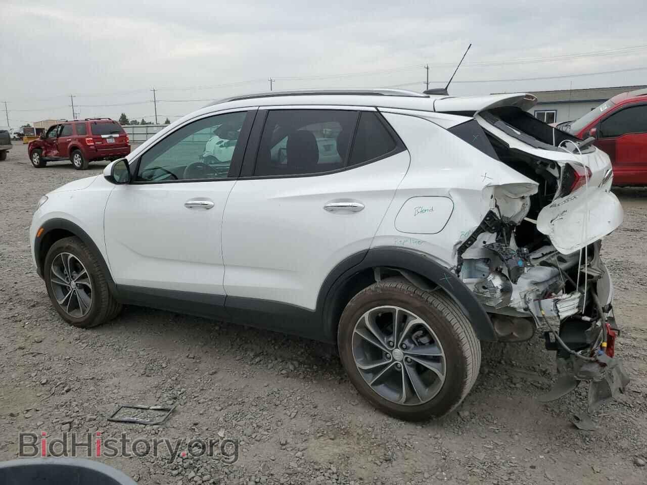 2022 BUICK ENCORE - VIN: KL4MMDS25NB121110 - Фото 2
