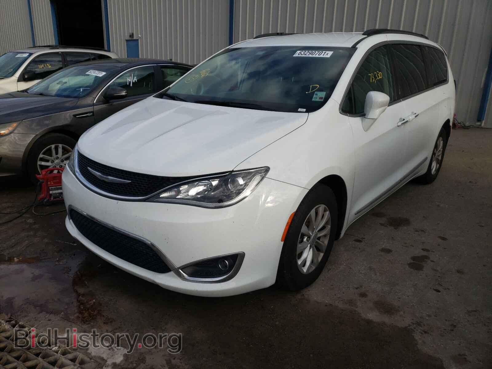 2017 CHRYSLER PACIFICA - VIN: 2C4RC1BG2HR688440 - Фото 2