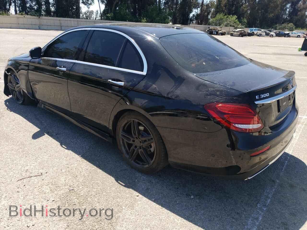 2018 MERCEDES-BENZ E-CLASS - VIN: WDDZF4JB1JA308163 - Фото 2