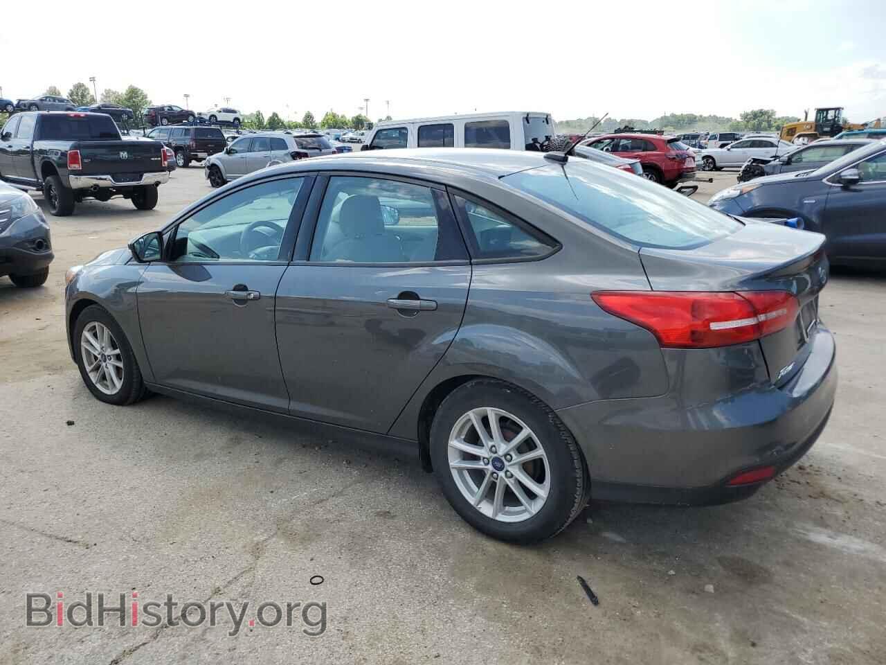 2017 FORD FOCUS - VIN: 1FADP3F22HL303577 - Фото 2