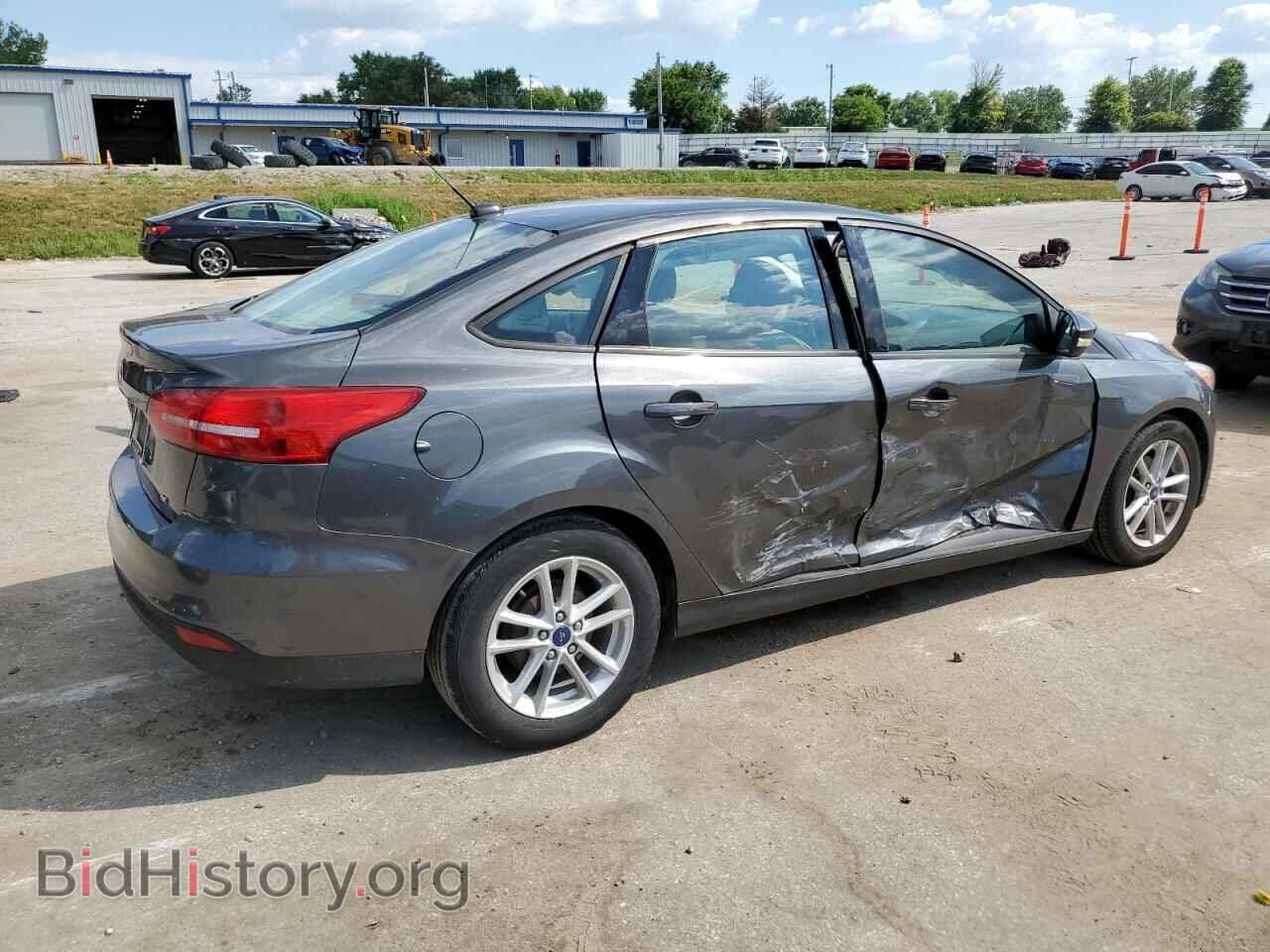 2017 FORD FOCUS - VIN: 1FADP3F22HL303577 - Фото 3