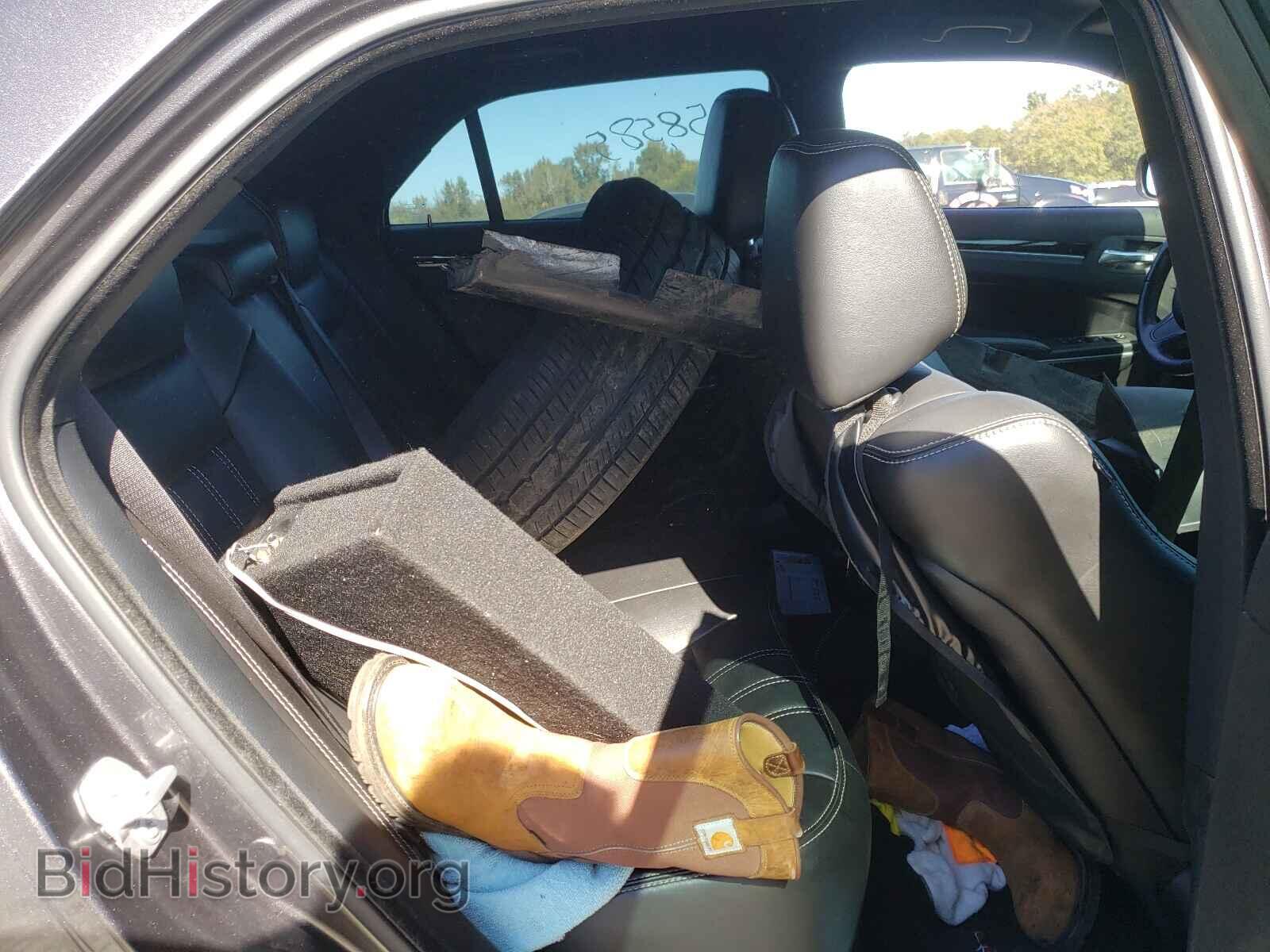 2019 CHRYSLER 300 - VIN: 2C3CCABG6KH697777 - Фото 6