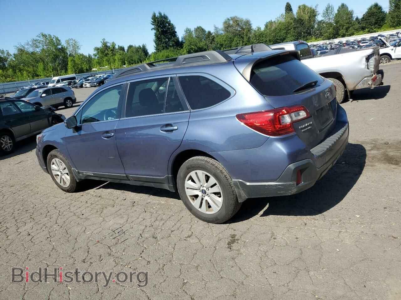 2018 SUBARU OUTBACK - VIN: 4S4BSAFC3J3312366 - Фото 2