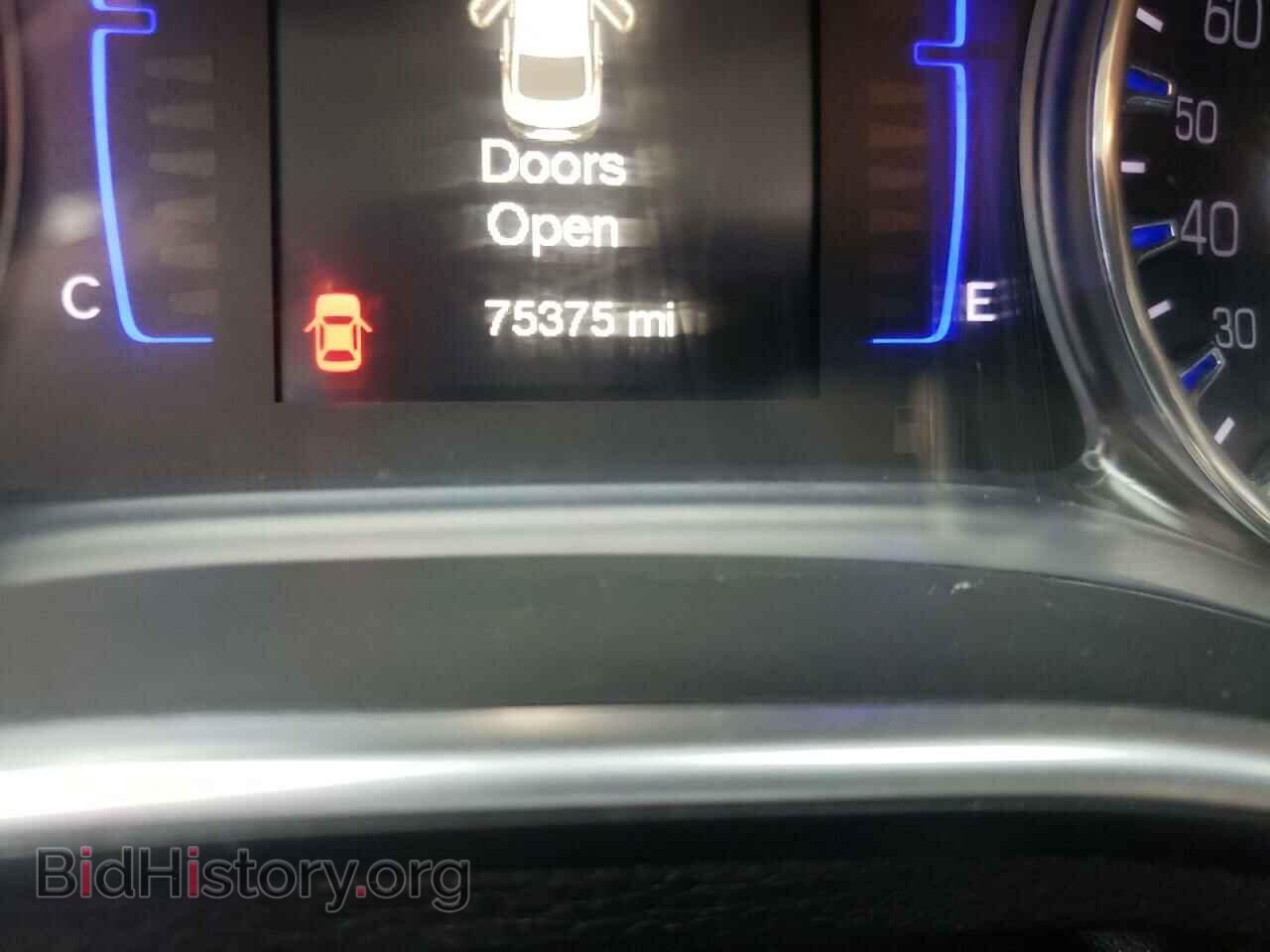 2017 CHRYSLER 200 - VIN: 1C3CCCABXHN510266 - Фото 8