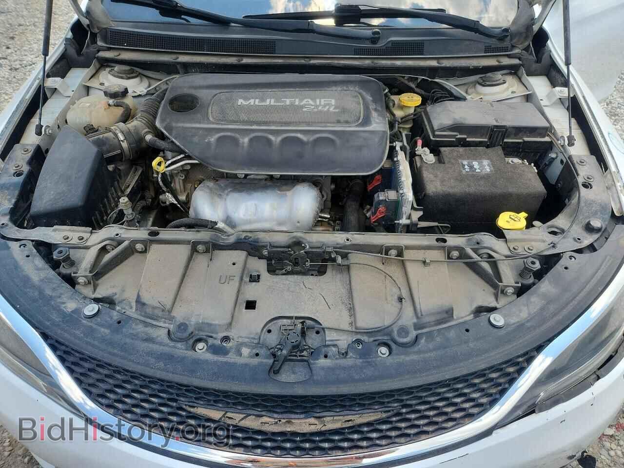 2015 CHRYSLER 200 - VIN: 1C3CCCAB3FN612389 - Photo 11
