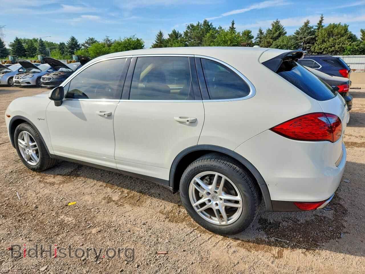 2012 PORSCHE CAYENNE - VIN: WP1AE2A28CLA91344 - Photo 2