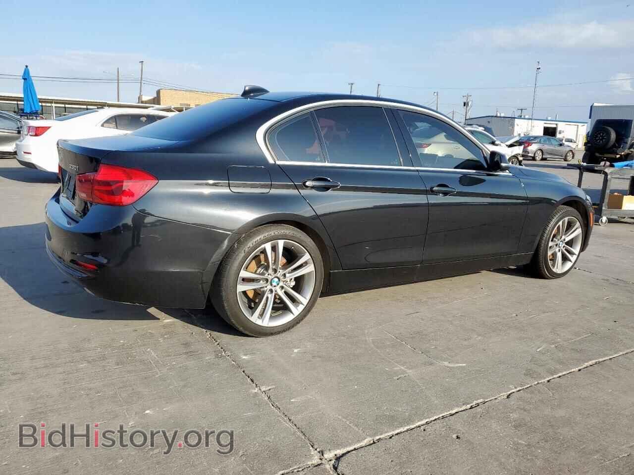 2018 BMW 3 SERIES - VIN: WBA8B9C58JEE82777 - Photo 3