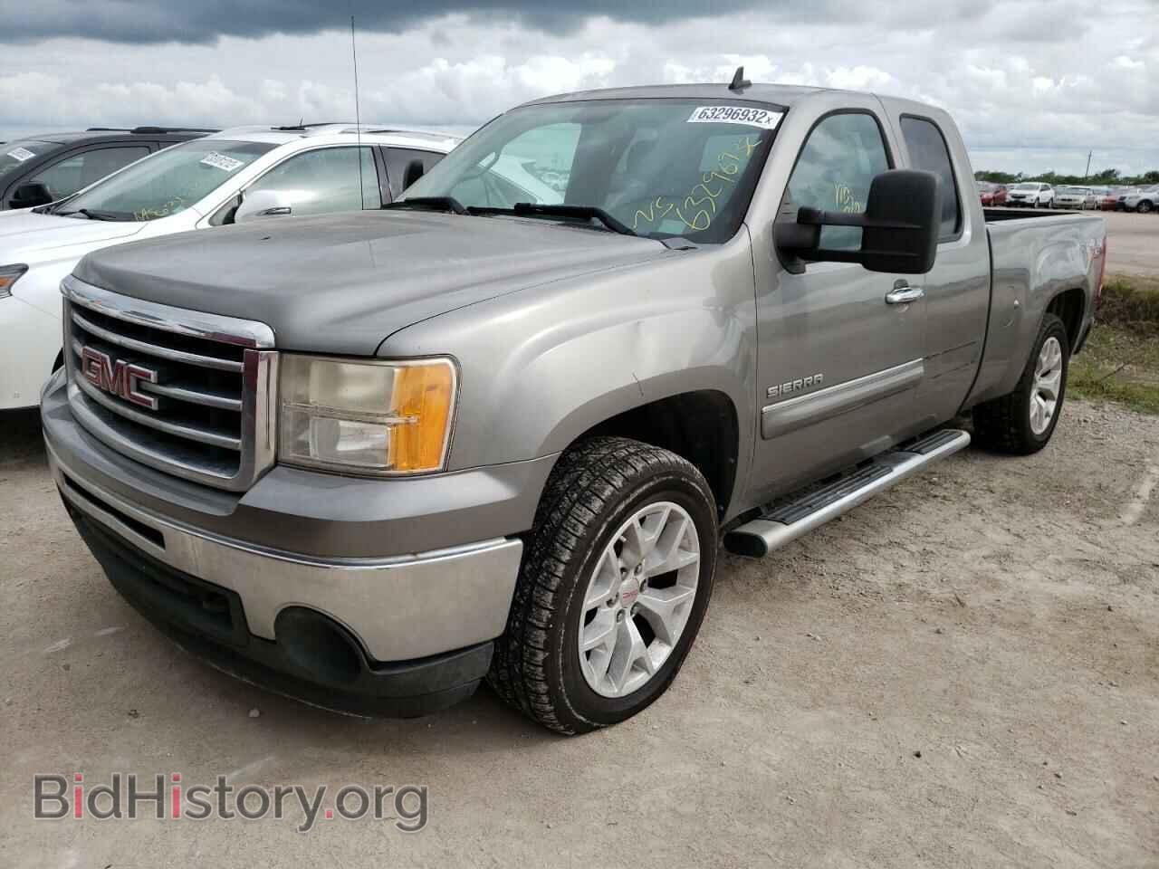 2013 GMC SIERRA - VIN: 1GTR2VE76DZ157165 - Фото 2
