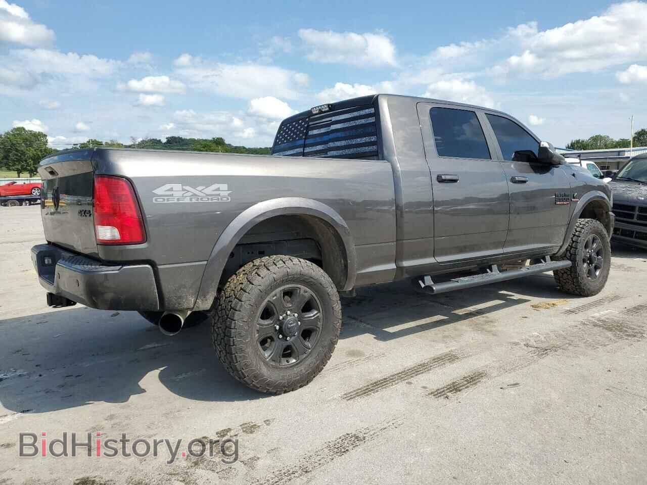 2017 RAM All Models - VIN: 3C6UR5ML2HG606519 - Photo 3