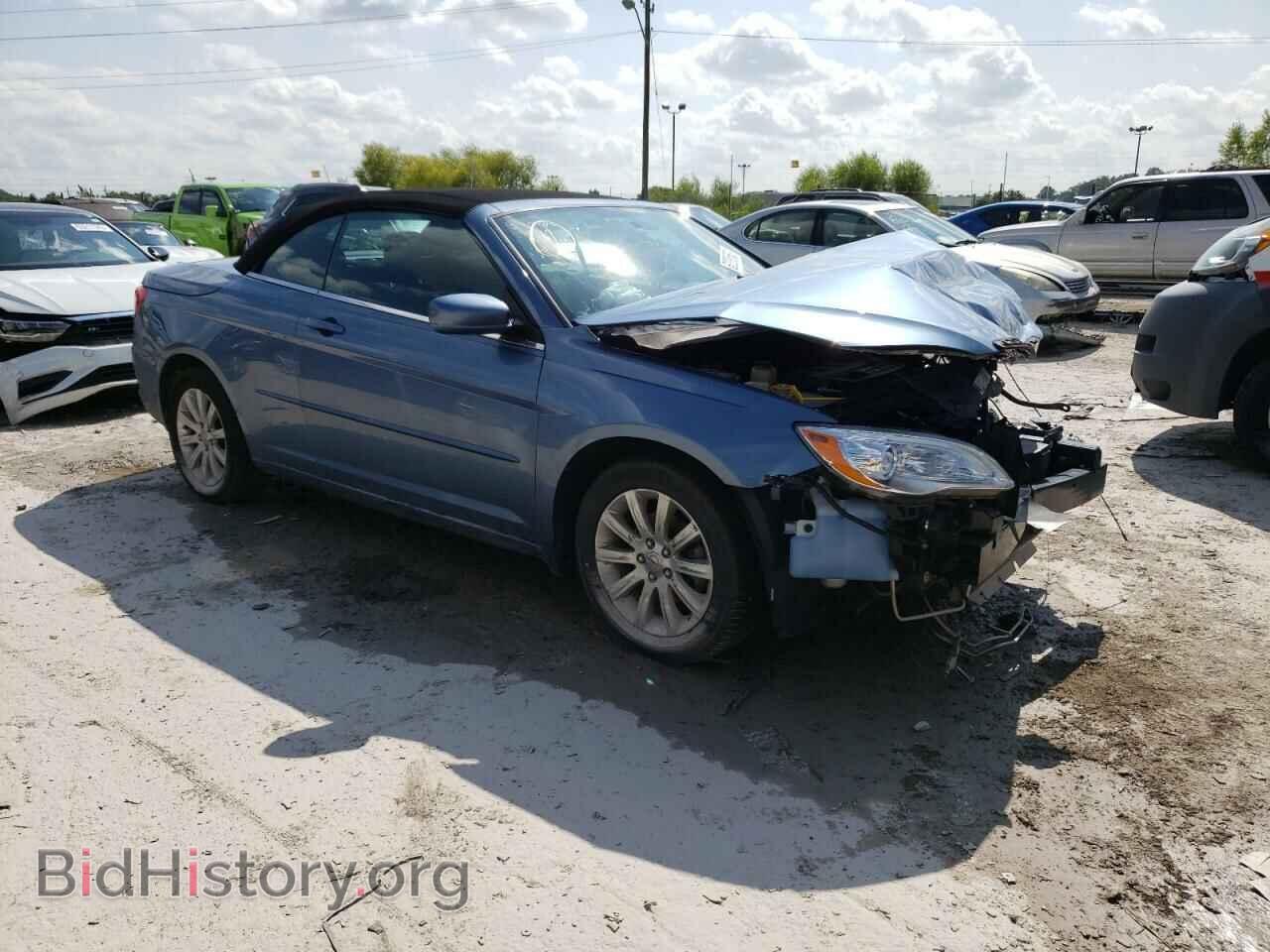 2011 CHRYSLER 200 - VIN: 1C3BC2EB1BN589351 - Фото 4
