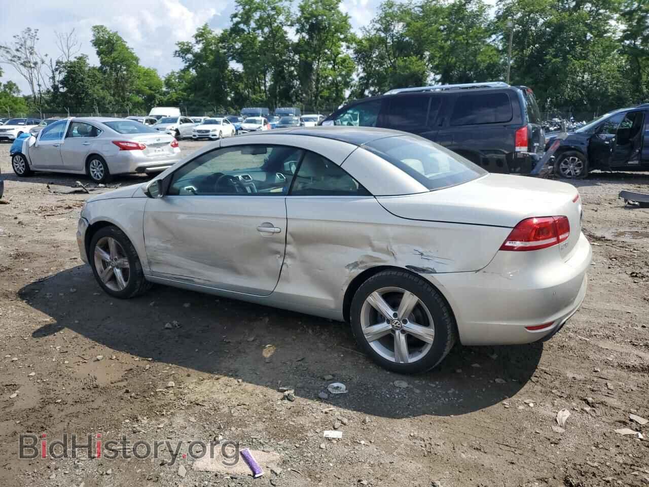 2012 VOLKSWAGEN EOS - VIN: WVWFW7AH5CV008933 - Фото 2