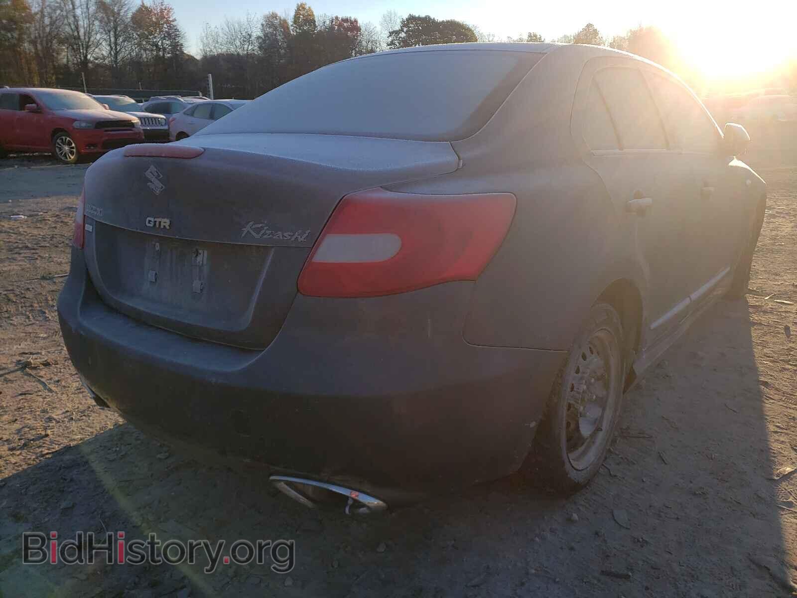 2010 SUZUKI KIZASHI - VIN: JS2RF9A50A6100477 - Photo 4