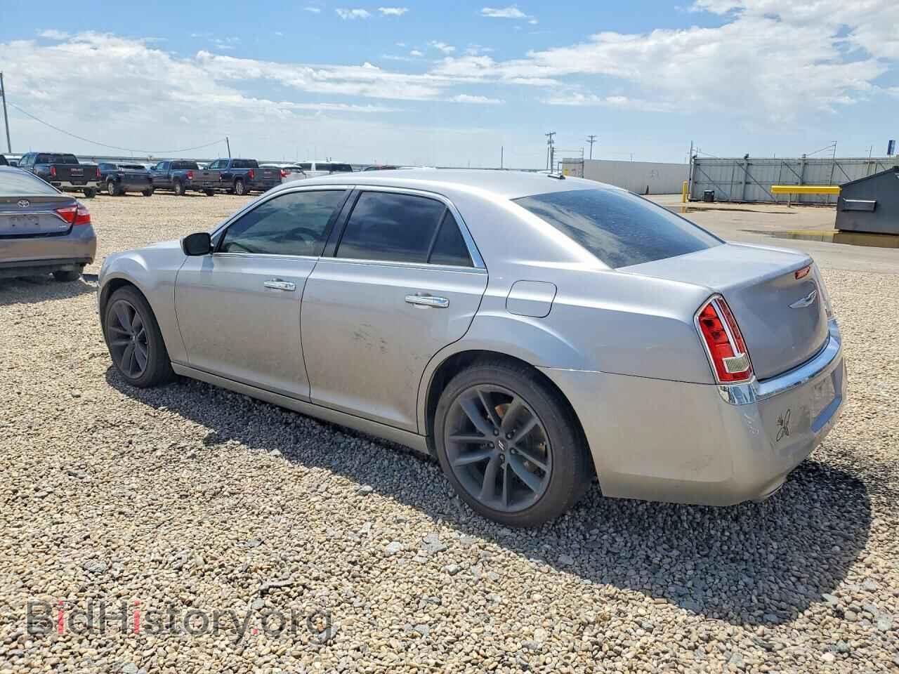 2013 CHRYSLER 300 - VIN: 2C3CCAET2DH650435 - Photo 2