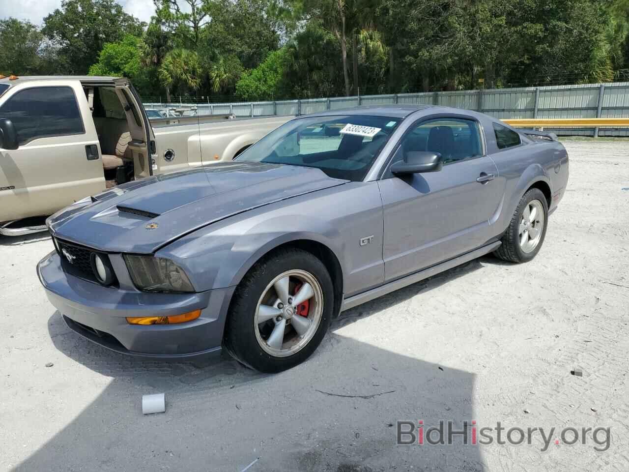 Photo 1ZVHT82H375325036 - FORD MUSTANG 2007