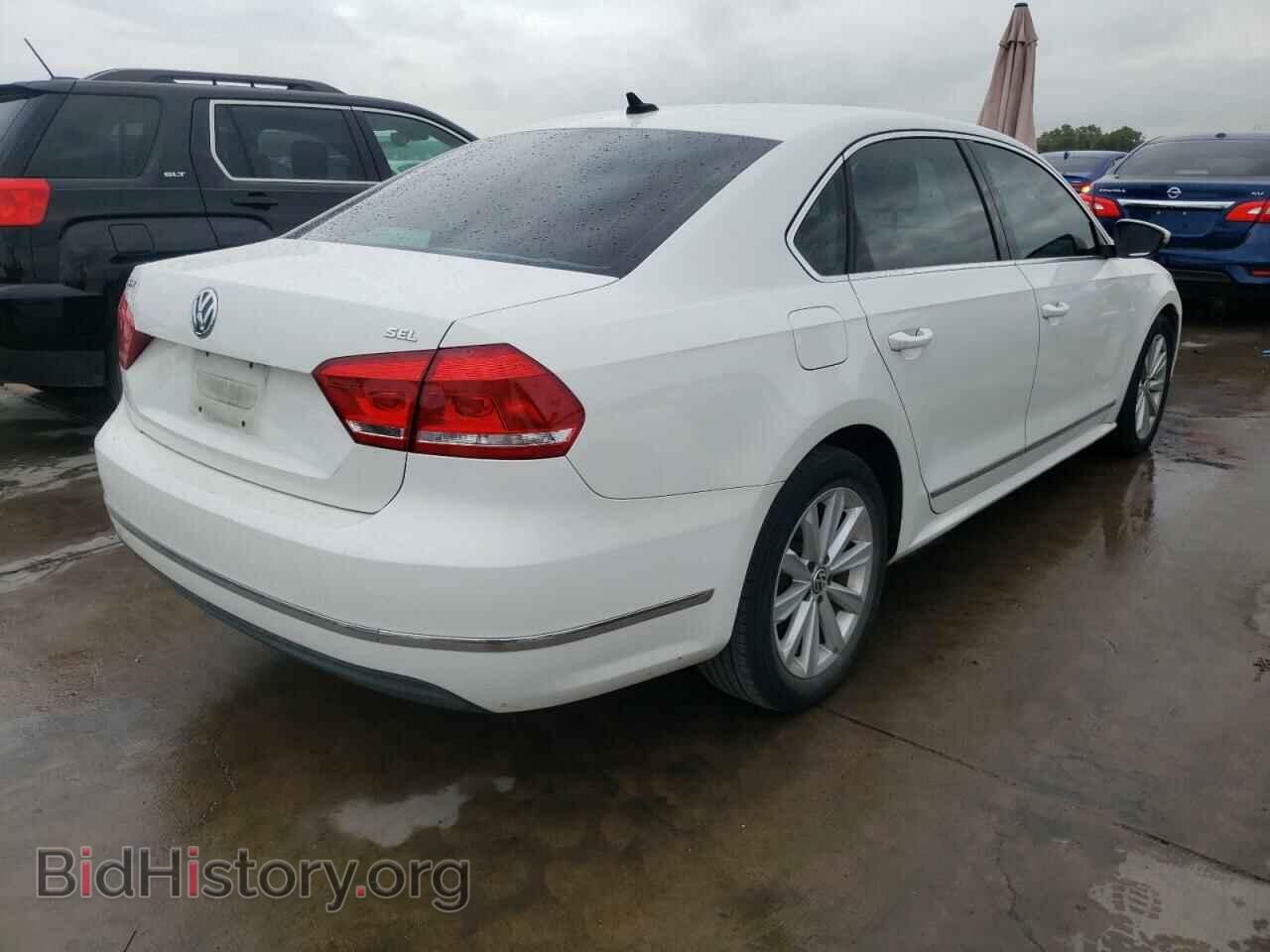 2012 VOLKSWAGEN PASSAT - VIN: 1VWCH7A33CC033131 - Фото 3