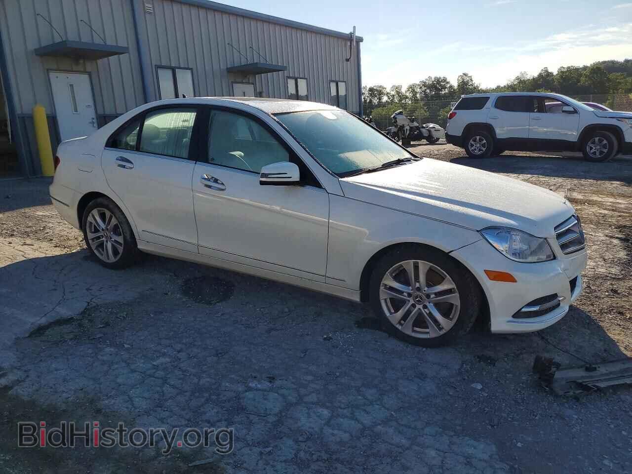 2013 MERCEDES-BENZ C-CLASS - VIN: WDDGF8AB9DR290032 - Фото 4